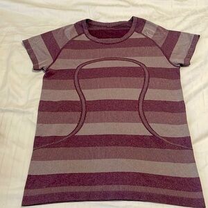 Lululemon shirt 👚